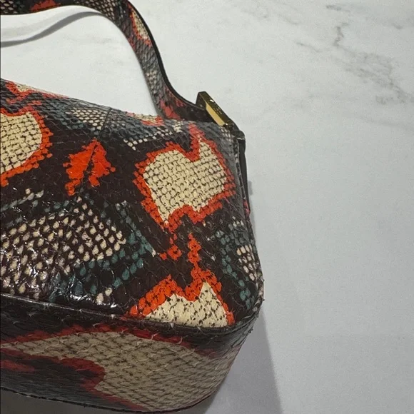 FENDI VINTAGE BAGUETTE ❤️🧡🖤💚 - Picture 9 of 17